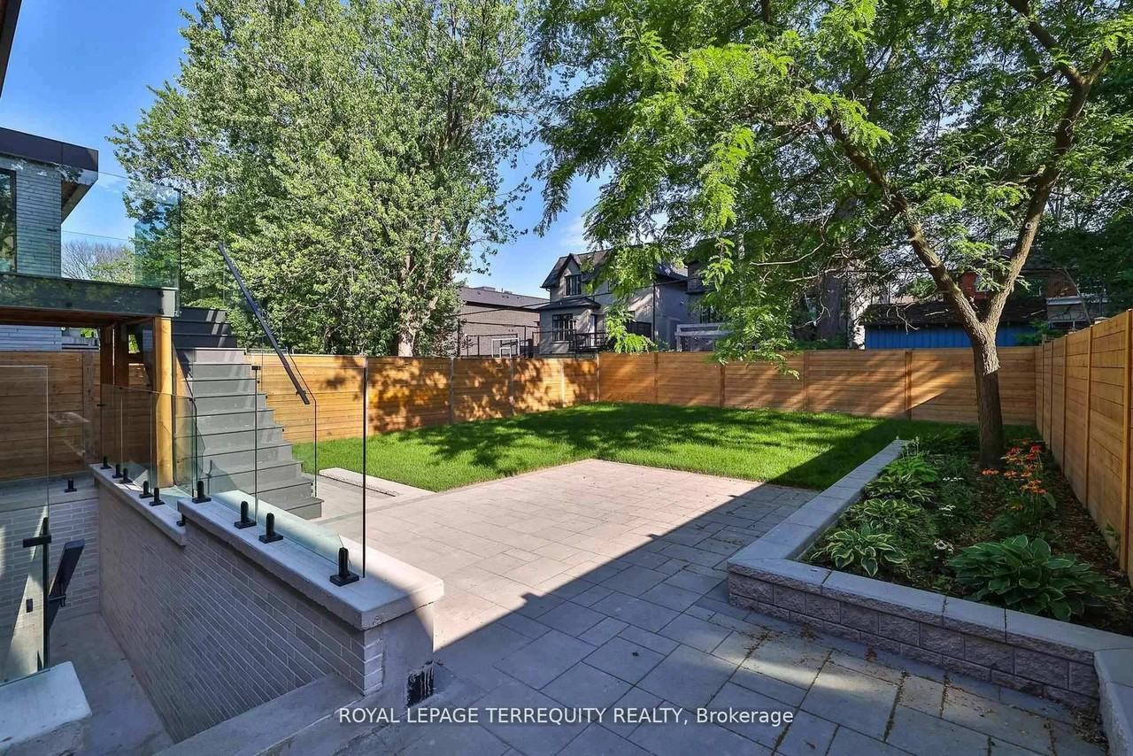 741 Woburn Avenue - Photo 47