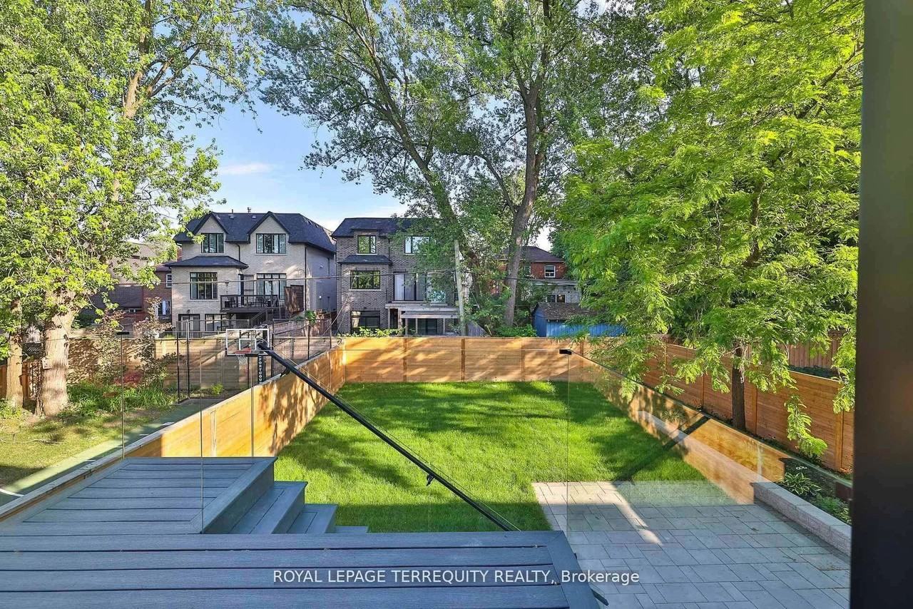 741 Woburn Avenue - Photo 48
