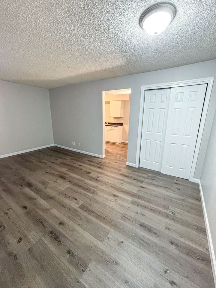 Harrison Street Apartments - Photo 2 of 10
