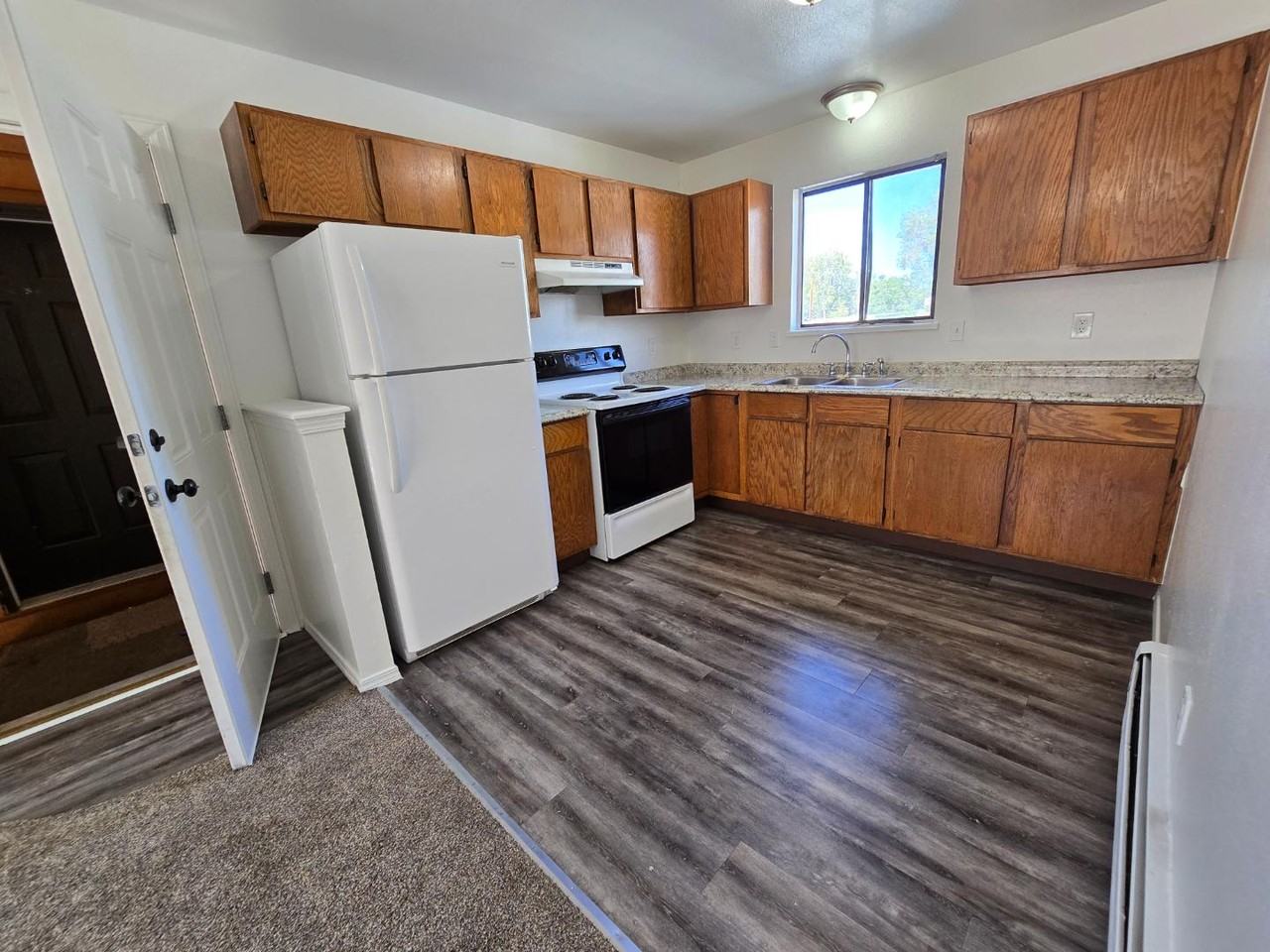 1508 Main Street - Photo 3 of 6