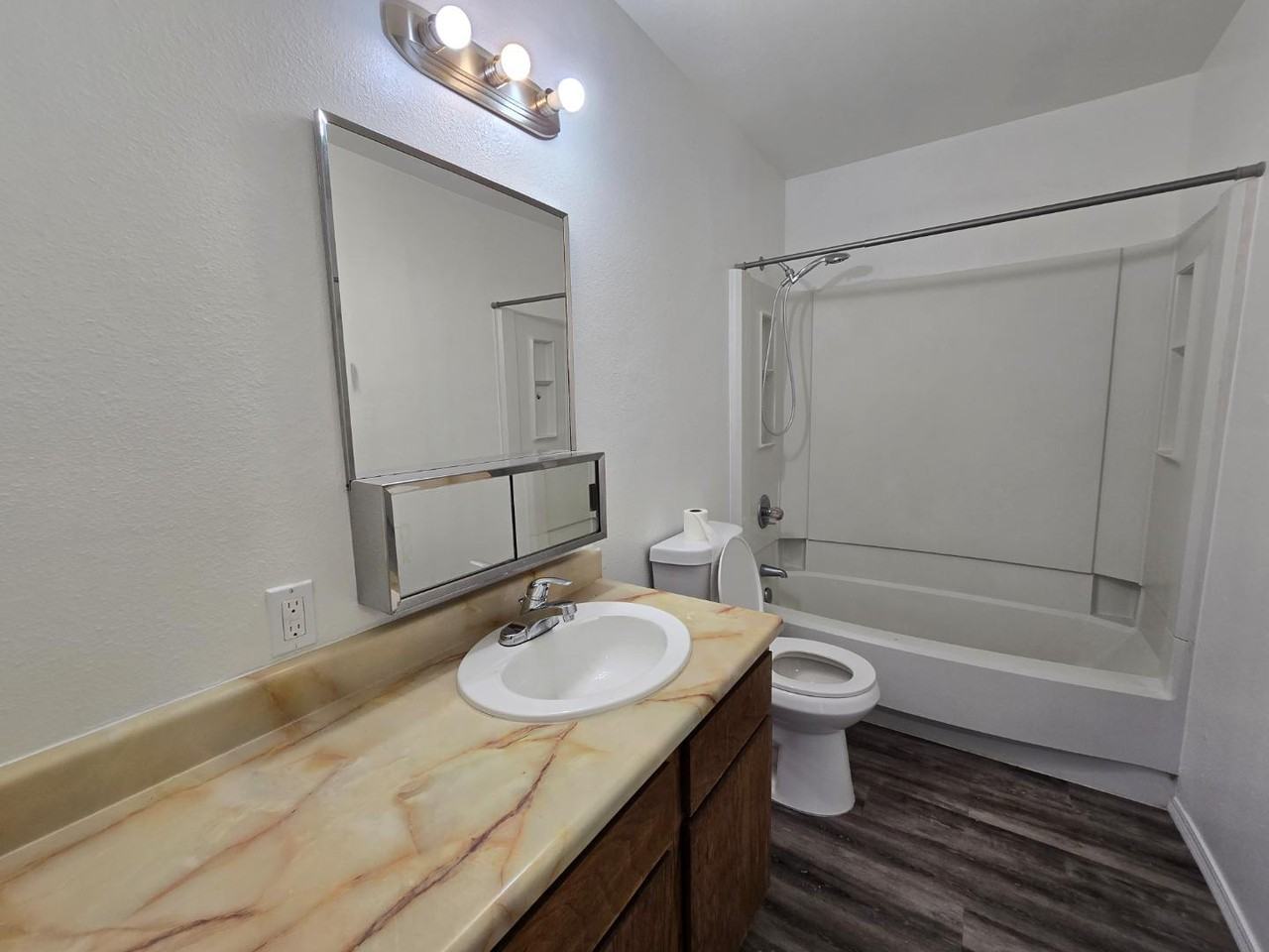 1508 Main Street - Photo 4 of 6