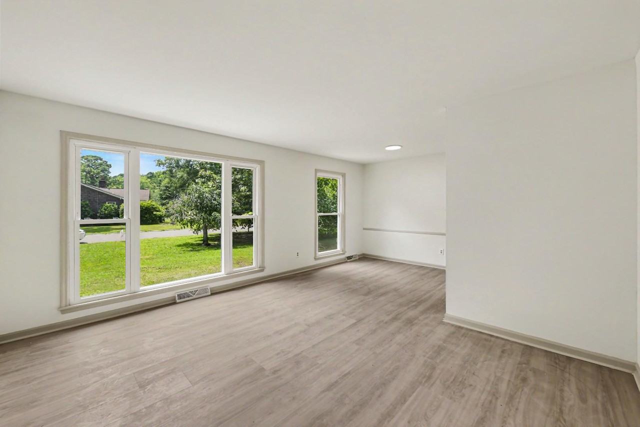 130 Sandtrap Rd - Photo 5 of 11