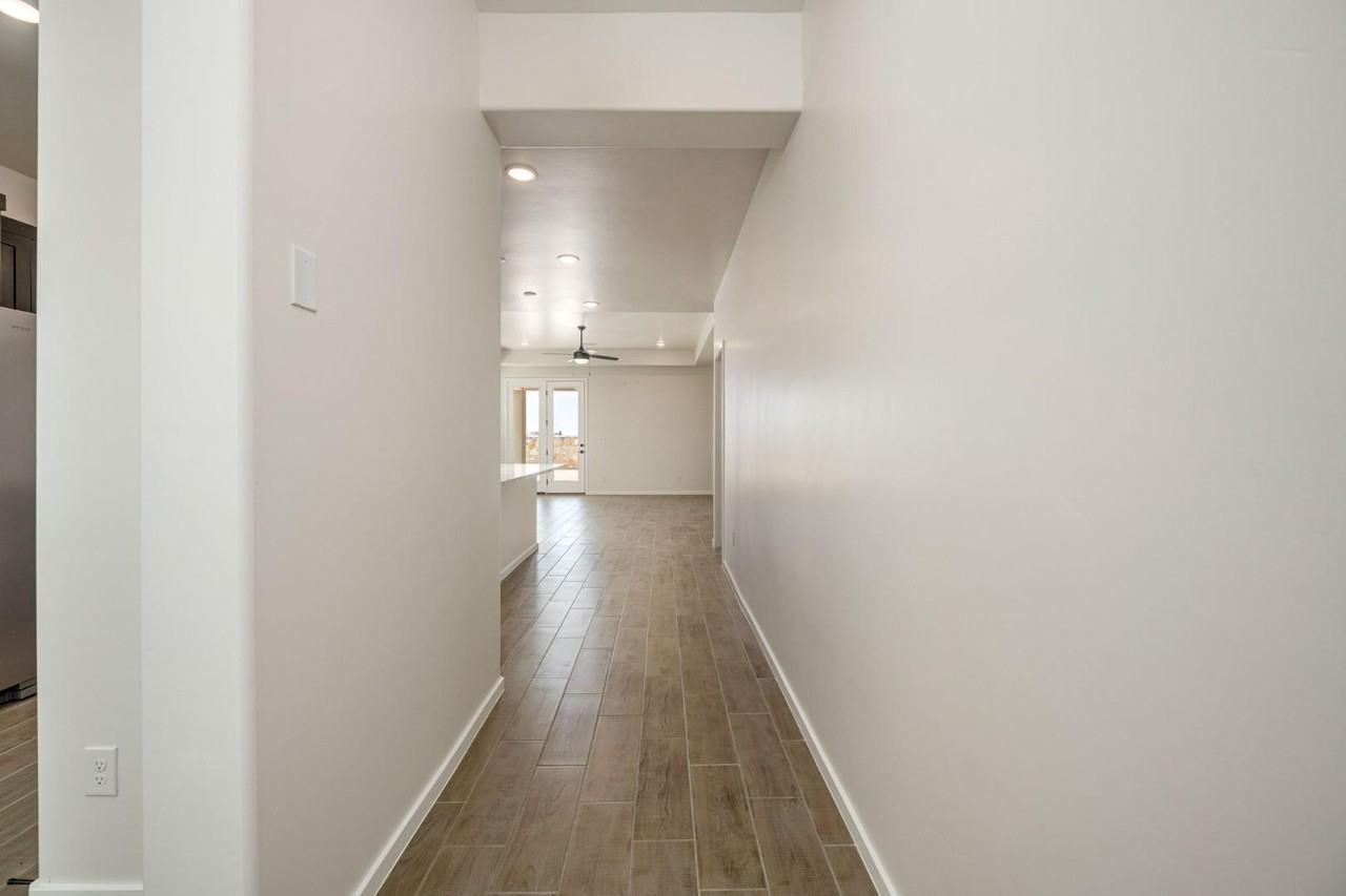 4200 Evolution Rd - Photo 7 of 20