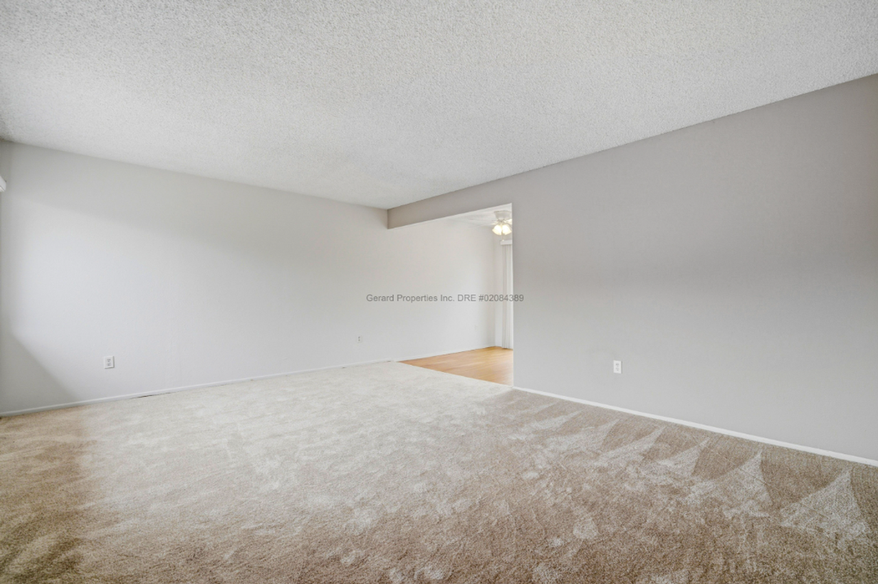 7280 Corsican Dr - Photo 5 of 17