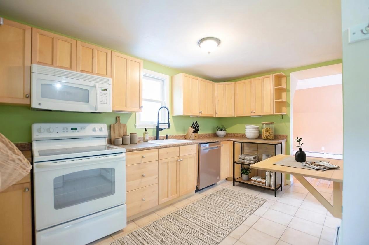 538 Central St #2 - Photo 2 of 11