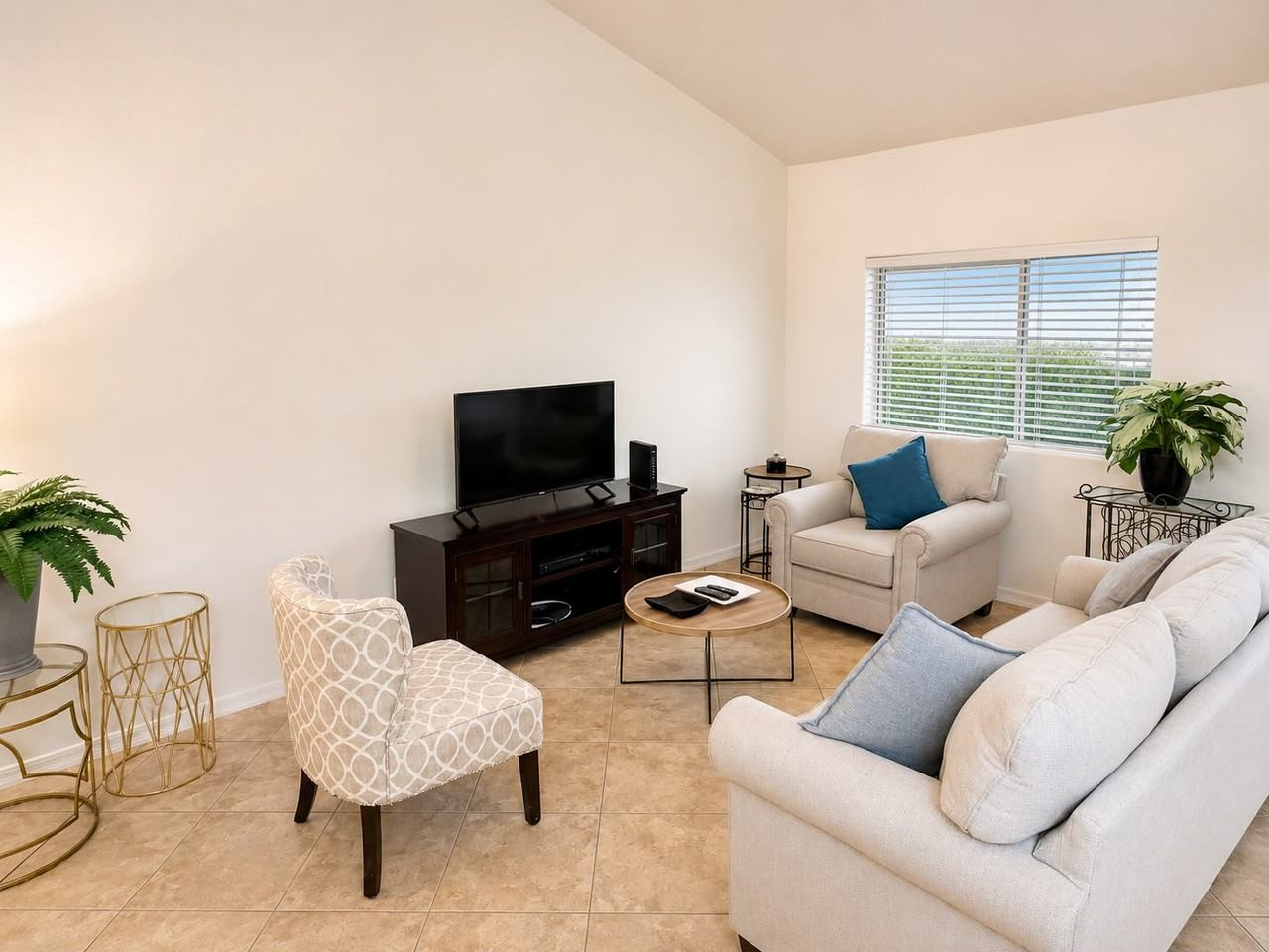 7928 E Pueblo Ave #1 - Photo 7 of 11