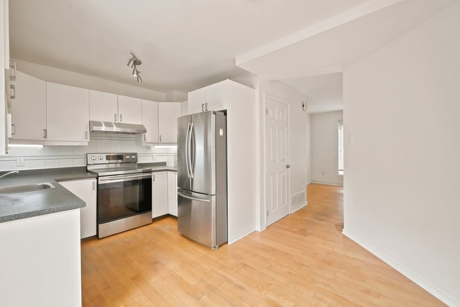 7 Bertrand St - Photo 5 of 14