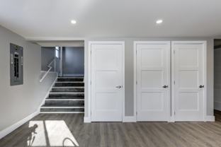 493 Gill St - Photo 1 of 1