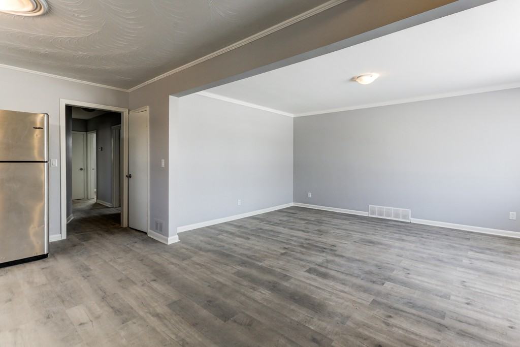 Main Floor - Photo 6 of 13