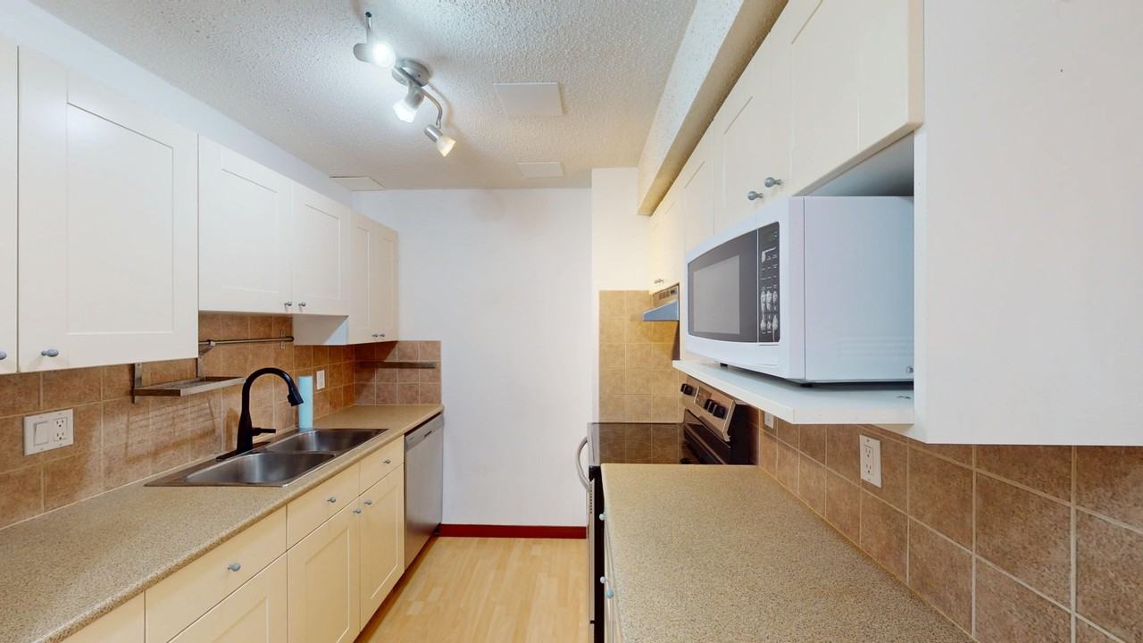 4940 Richmond Meadows - Photo 7 of 22