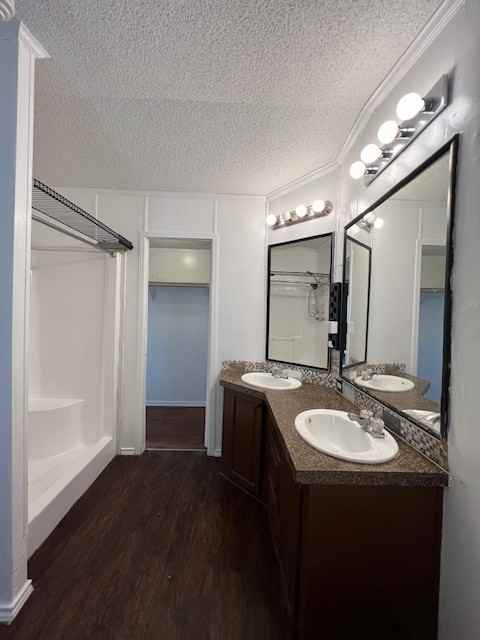 1405 Harper Dr #1 - Photo 6 of 32