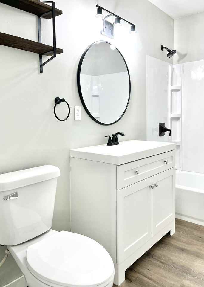 2936 La Salle Ave #2936 - Photo 4 of 12