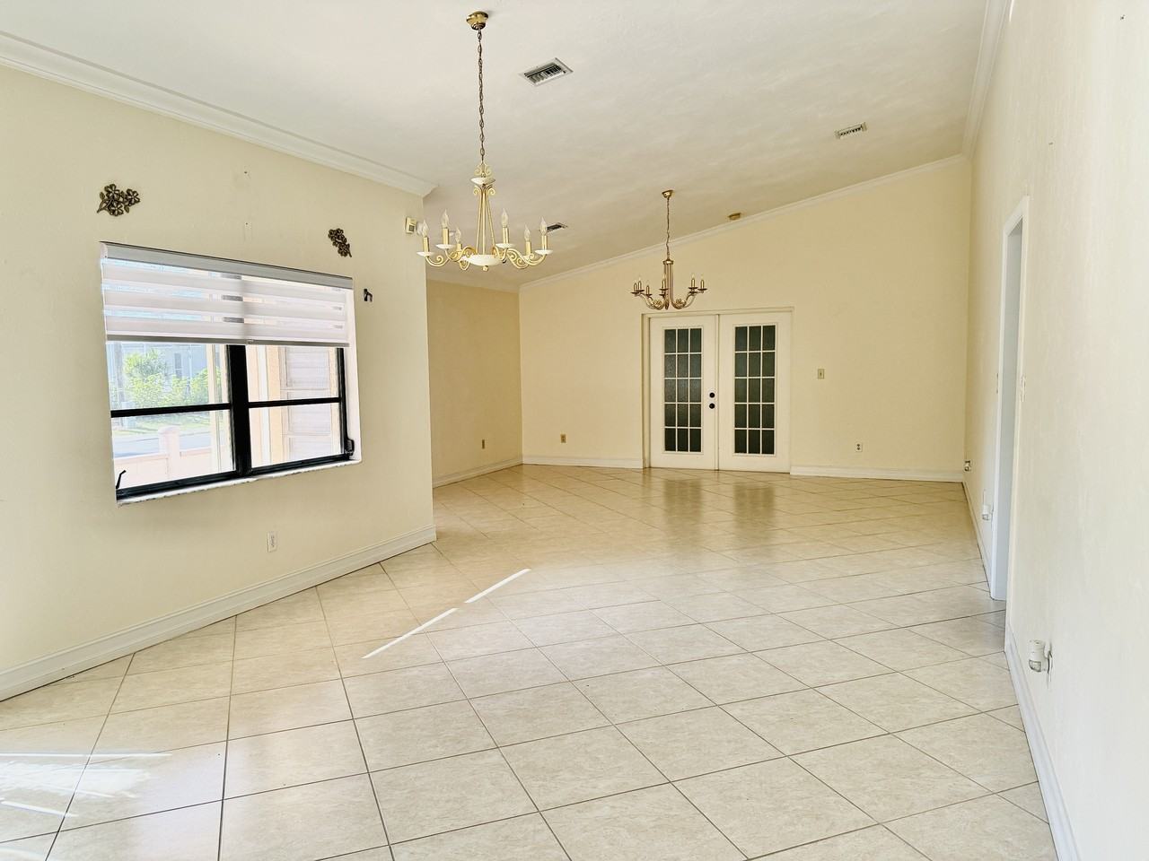 603 92nd Ave N #1 - Photo 7 of 44