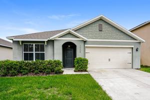 featured image of 3905 Crimson Clover Dr
