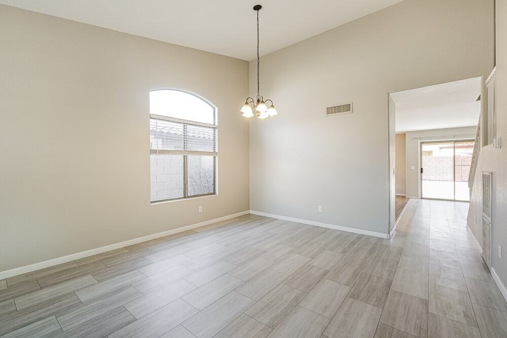 4538 W Fawn Dr - Photo 6 of 17