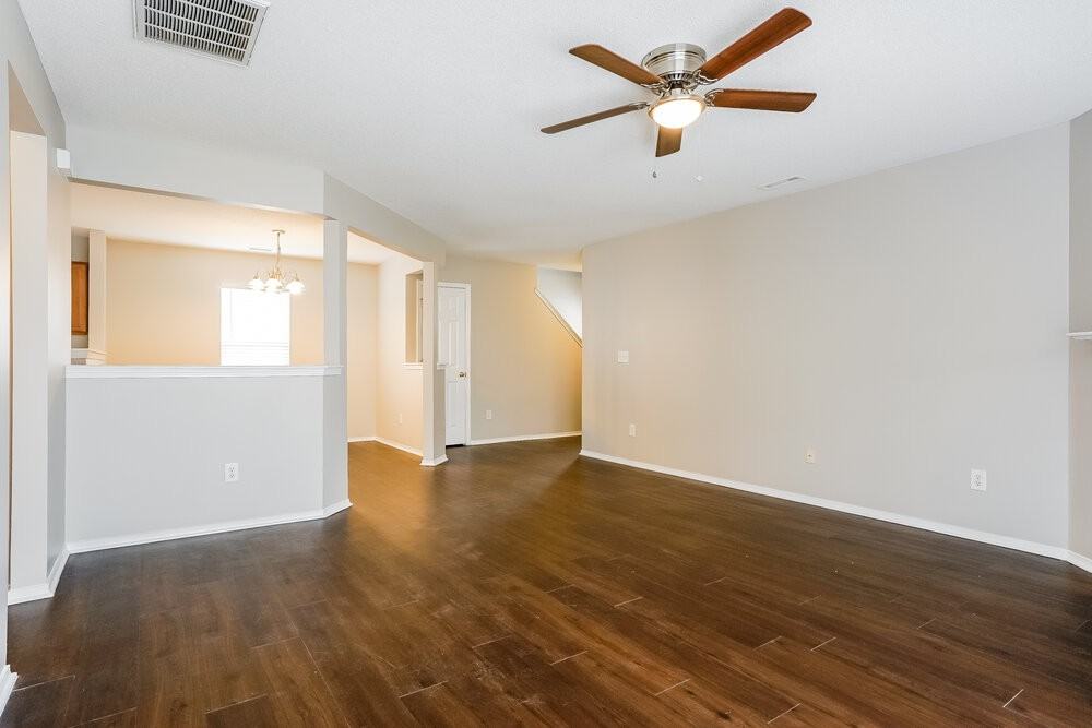 3149 Varcroft Rd - Photo 4 of 17