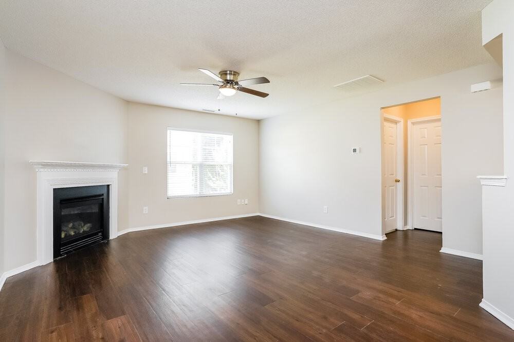 3149 Varcroft Rd - Photo 6 of 17