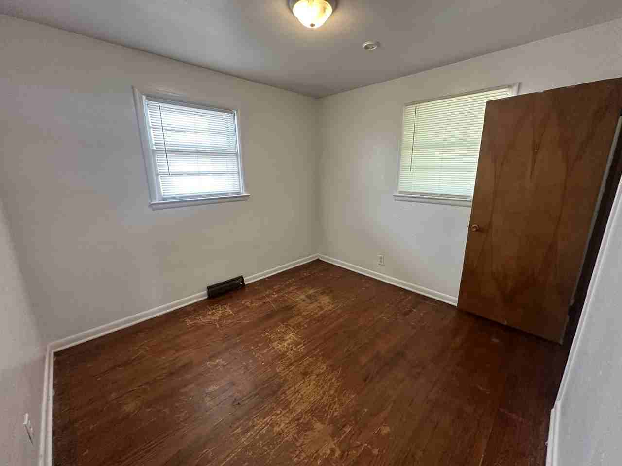 1115 N Winnebago St #1 - Photo 7 of 9