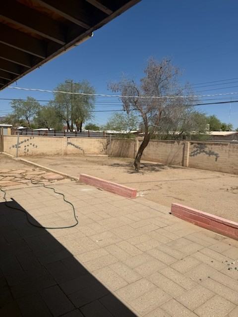 1848 W Lester St #1 - Photo 6 of 18