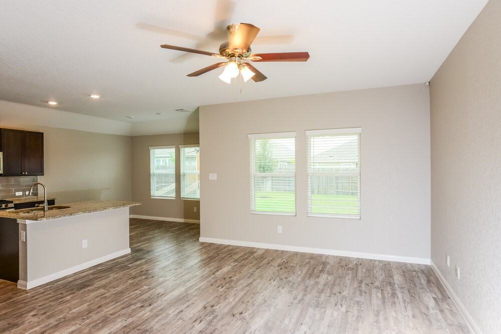 1036 Raceland Rd - Photo 3 of 16