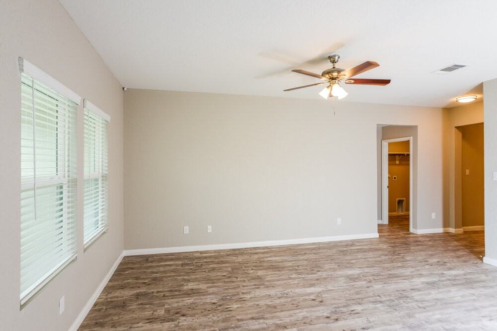 1036 Raceland Rd - Photo 4 of 16