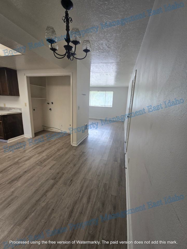 854 Bryan Rd #854 - Photo 4 of 24