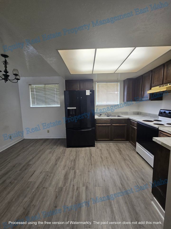 854 Bryan Rd #854 - Photo 6 of 24