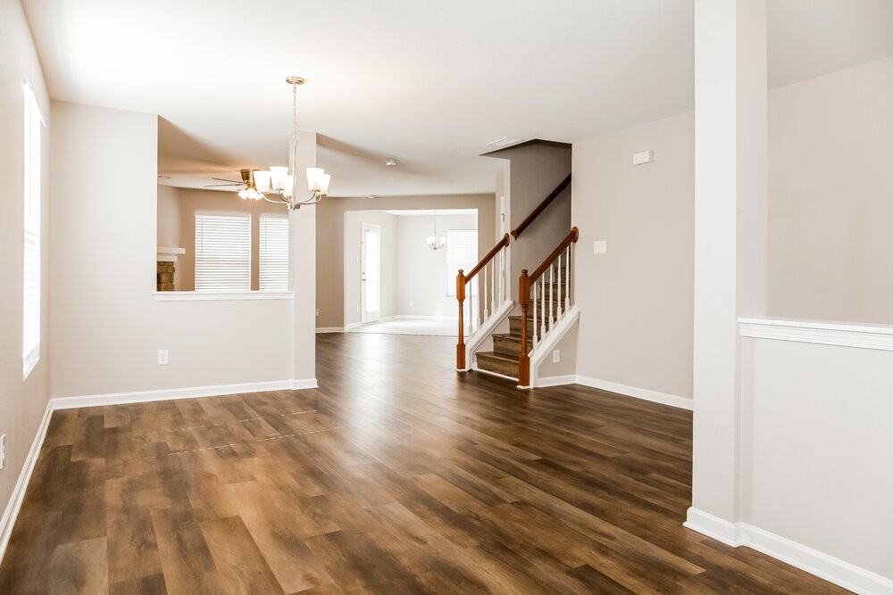 1131 Rainier Ln - Photo 5 of 17
