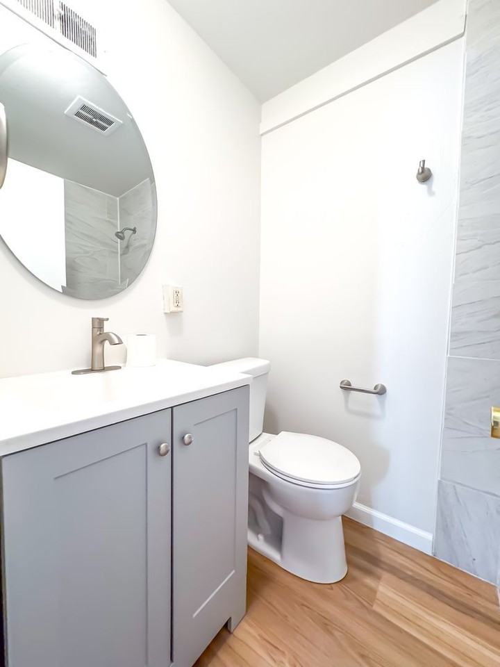 1632 Jefferson St - Photo 4 of 14