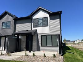 featured image of 601 NE Hart Lane - 1 #1