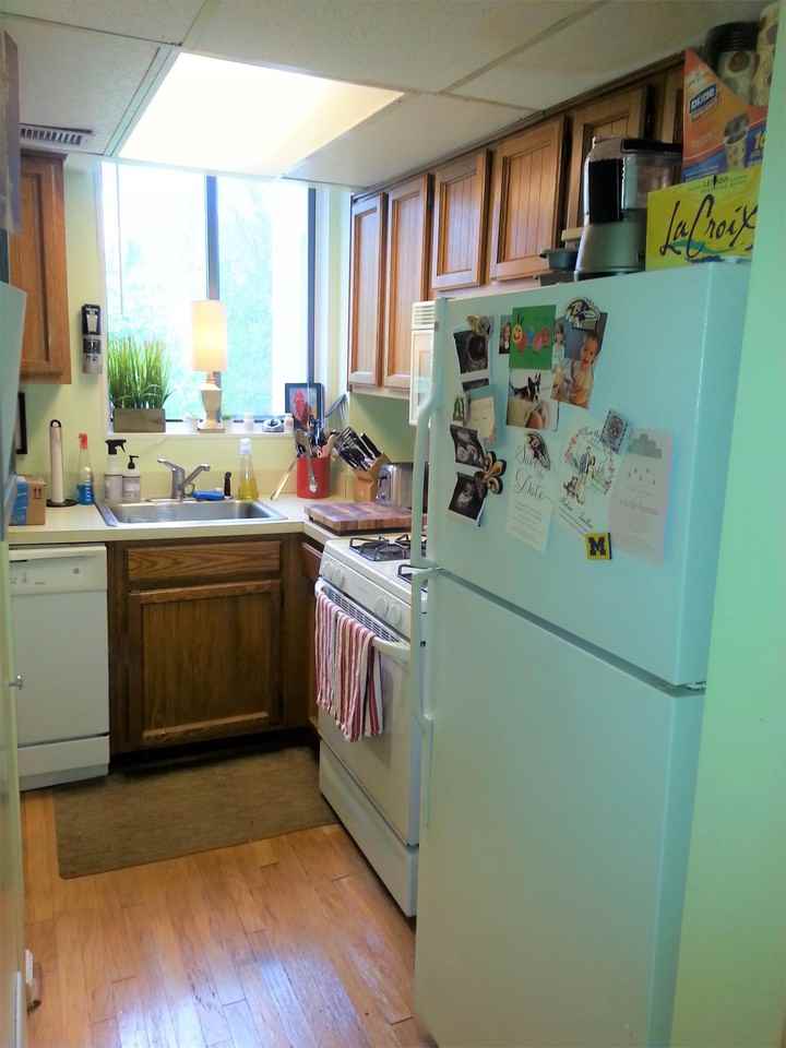 2605 39th St Nw #1 - Photo 5 of 11