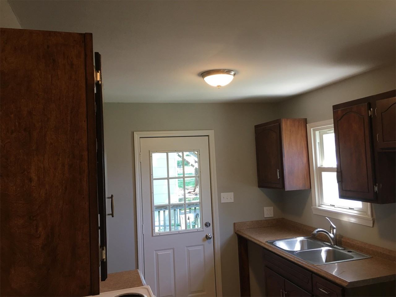 1331 Cheyenne St #1 - Photo 3 of 7