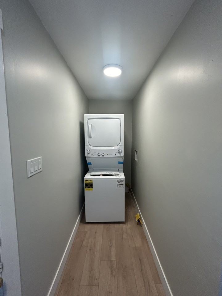 7784 Cedar Street - Photo 5 of 17