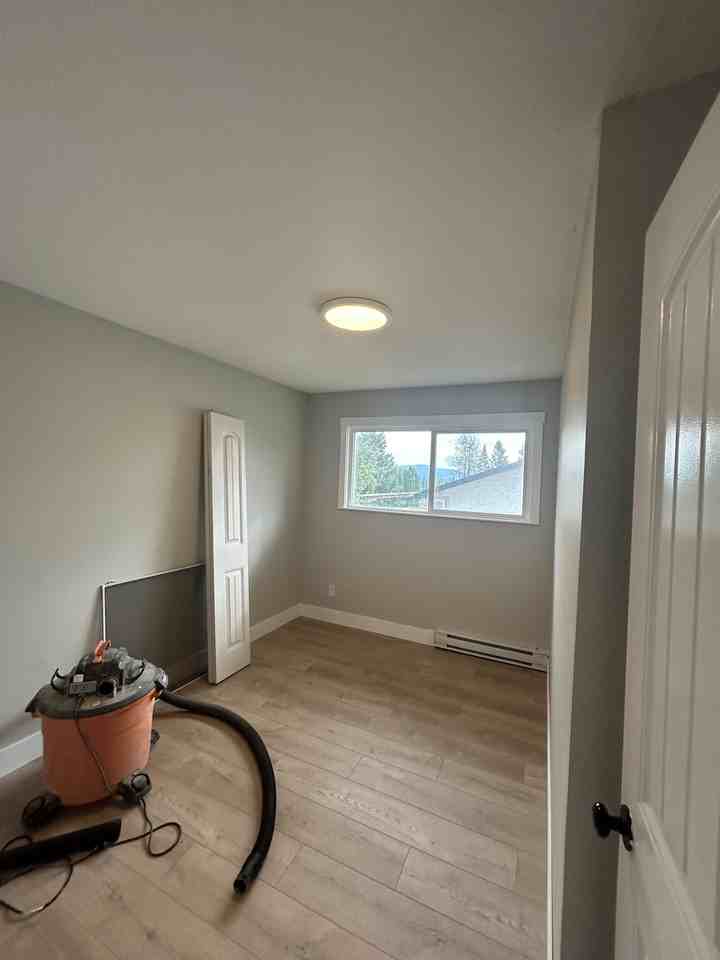 7784 Cedar Street - Photo 7 of 17