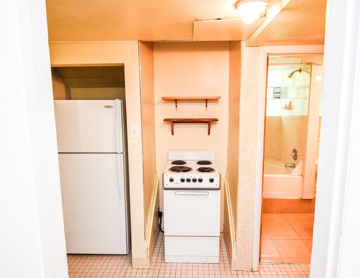 451 N 300 E #4 - Photo 5 of 17