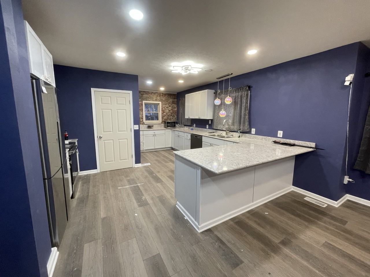 3802 E Seedling Mile Rd #1 - Photo 2 of 13