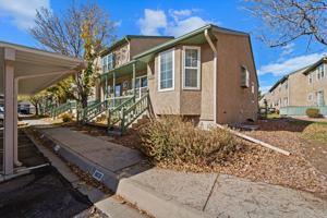 featured image of 6082 Colony Cir #1