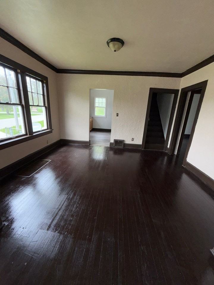 3419 Delaware St #1 - Photo 3 of 11