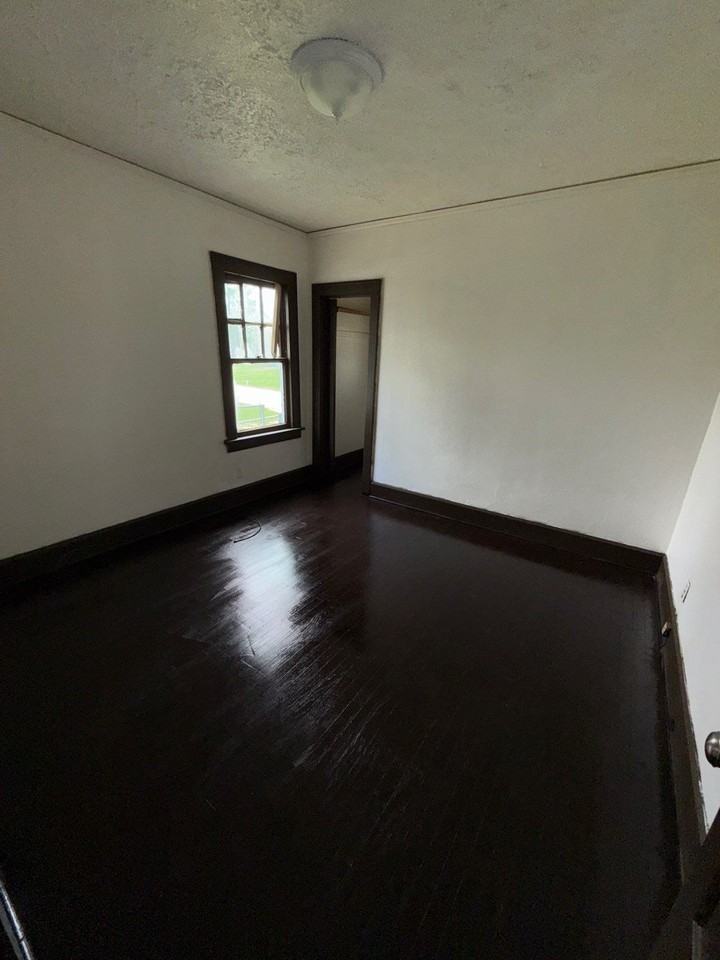 3419 Delaware St #1 - Photo 6 of 11