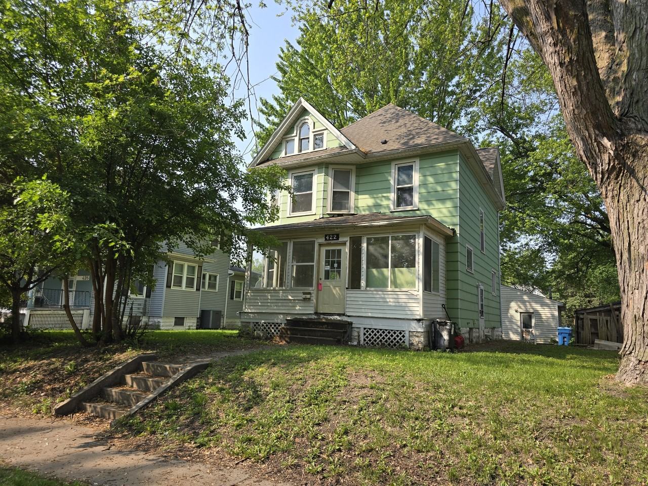 422 Baltimore St #1
