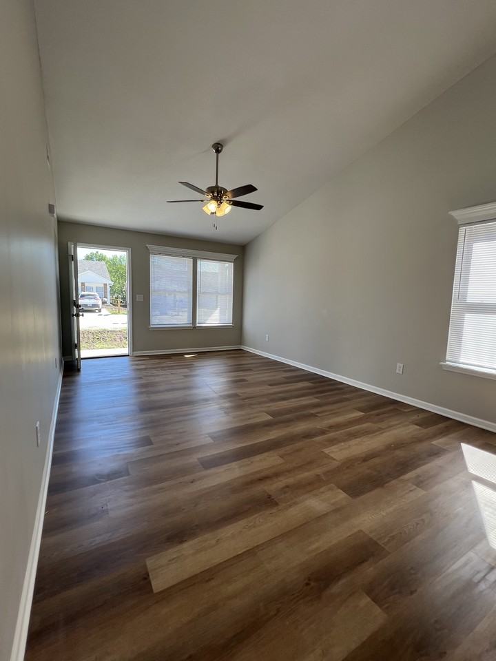 139 Sw 145th Rd #A - Photo 2 of 12