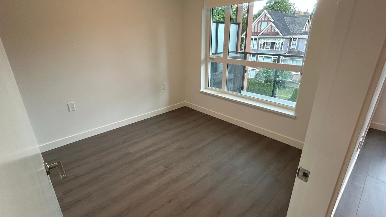 82 1st Street #4XX - Photo 3 of 22