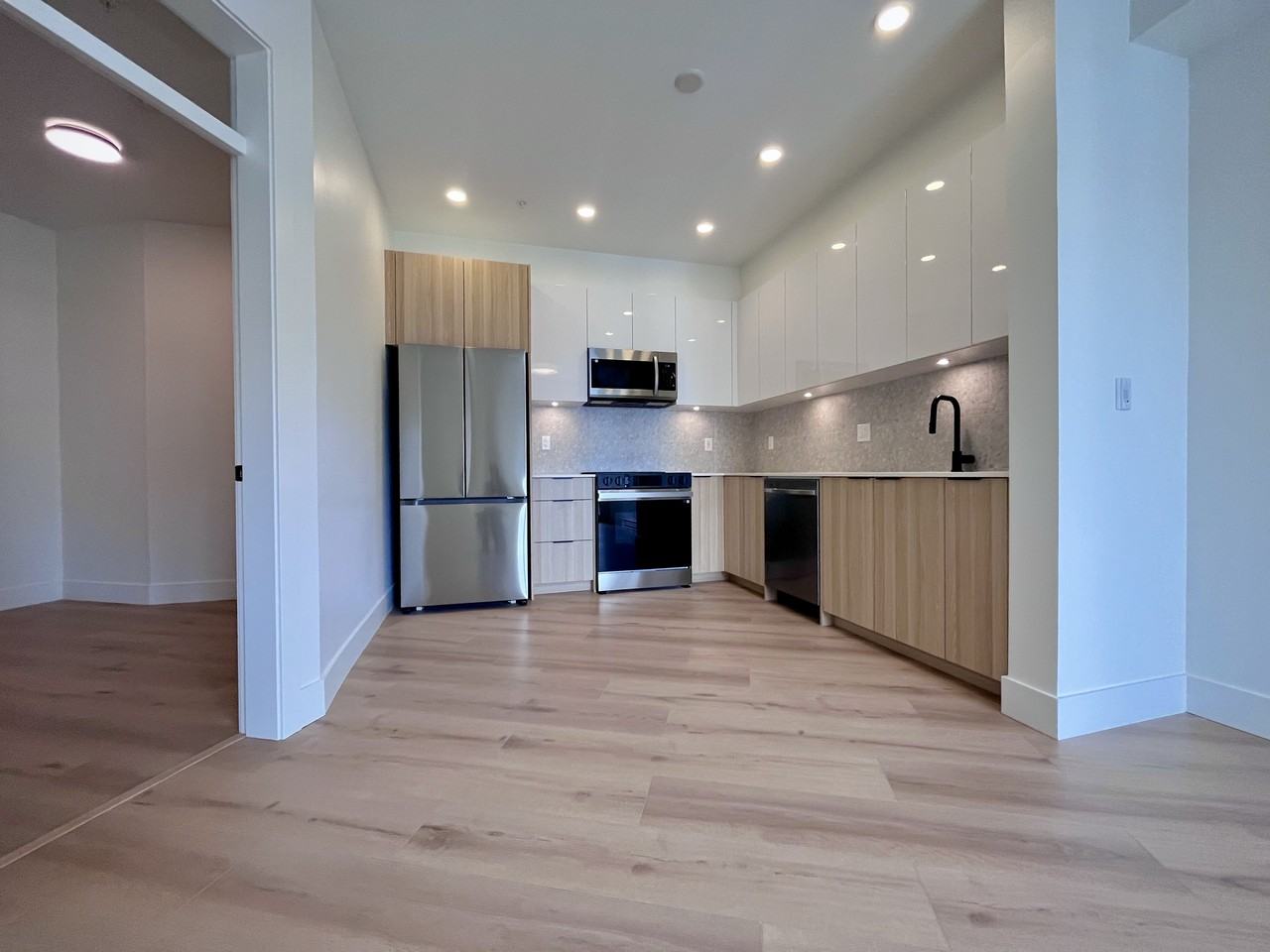 20769 Fraser Highway #622 - Photo 5 of 20
