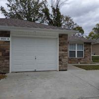 featured image of 905 W Market St #B