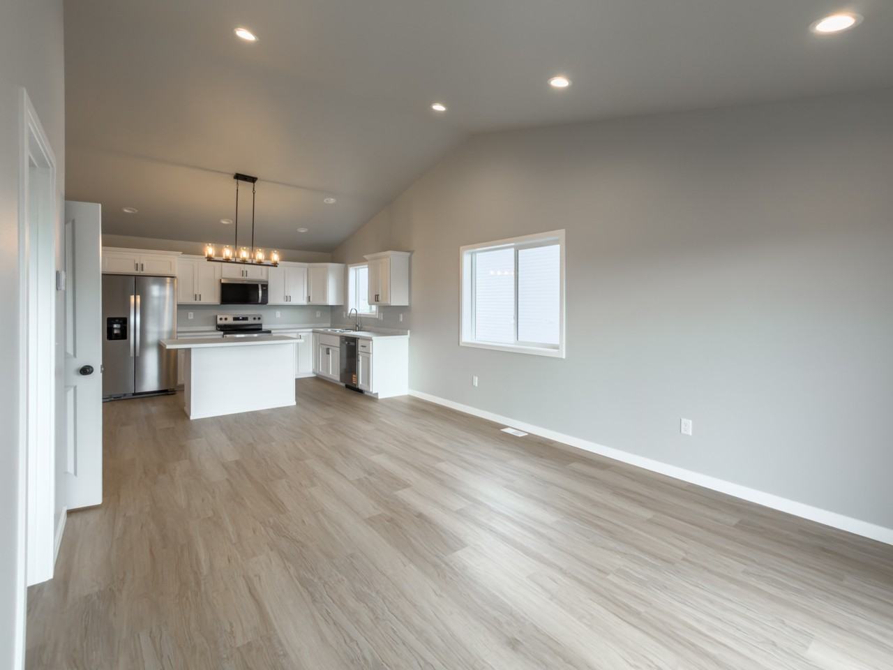 3645 33rd St S #1 - Photo 4 of 16