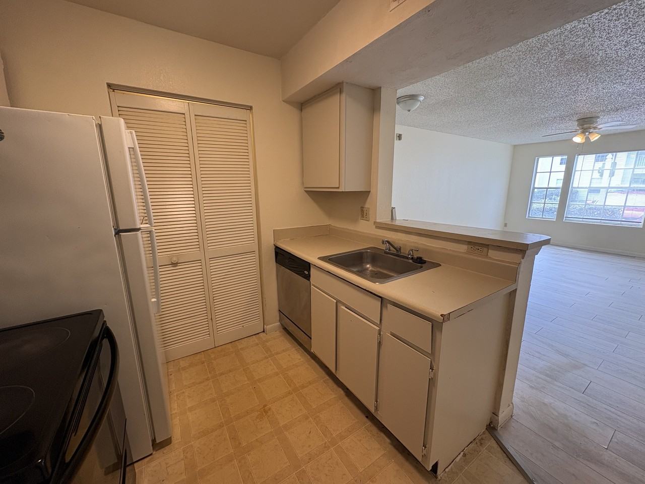 11550 Westwood Blvd #1 - Photo 6 of 16