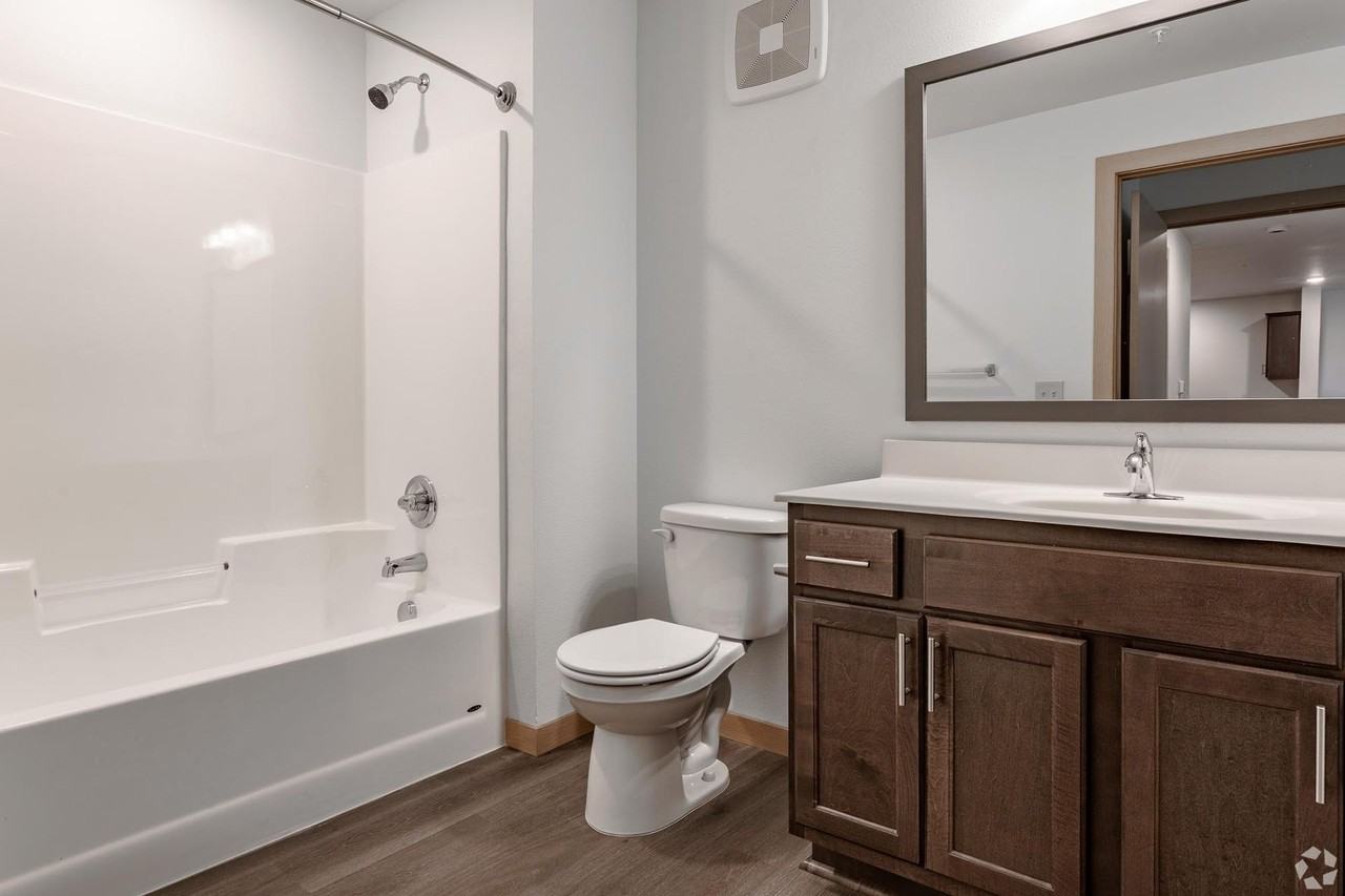 Park Brook Apartments (D) - Photo 4 of 21