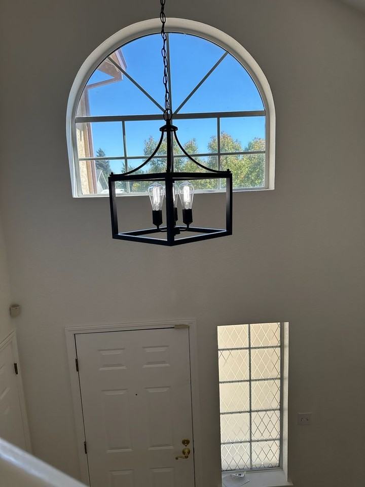 745 Monte Carlo Dr - Photo 3 of 39