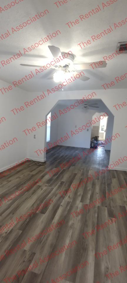 315 Pershing St #1 - Photo 7 of 22