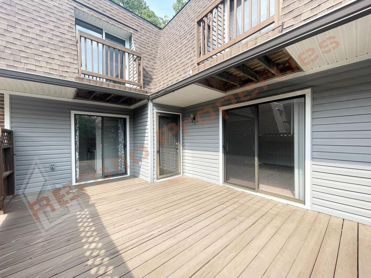143 Brookberry Cir - Photo 2 of 21